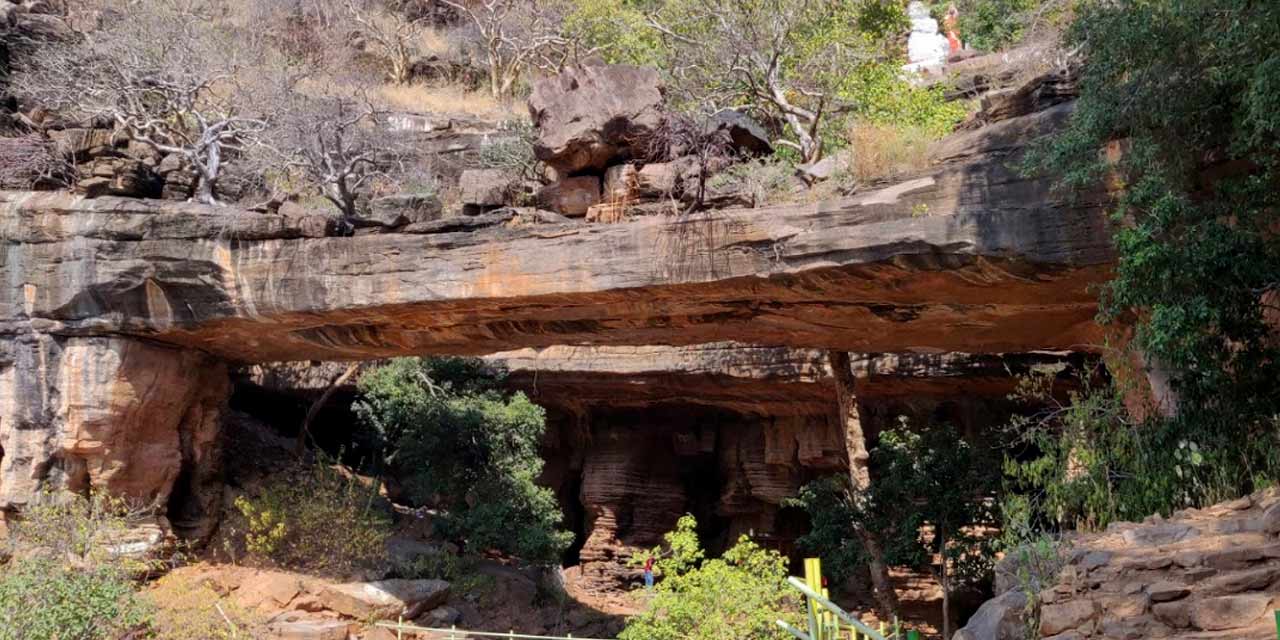 Akka Mahadevi Caves, Srisailam