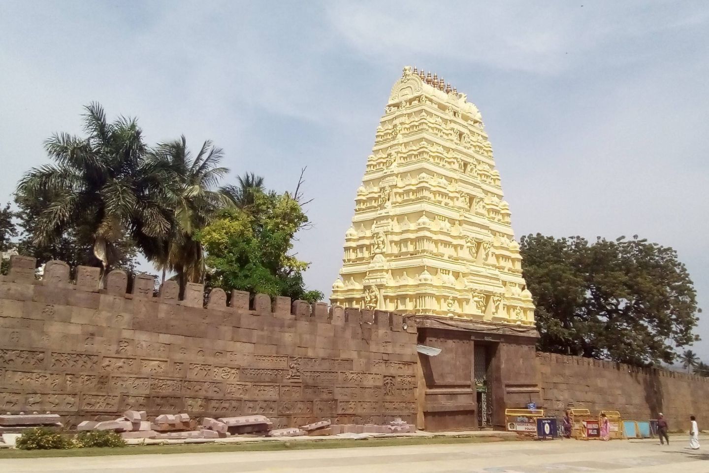 One Day Srisailam Mallikarjuna Tour Package from Hyderabad by Car (Innova A/C) with Itinerary & Rate